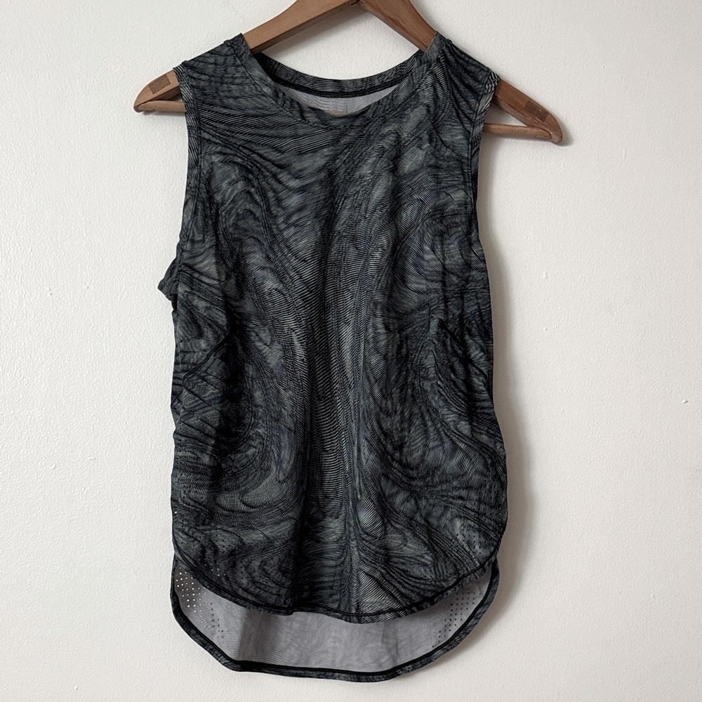 Lululemon 10 High Neck Split Hem Run Tank in Dimensional Icing Blue Multi - Picture 4 of 8